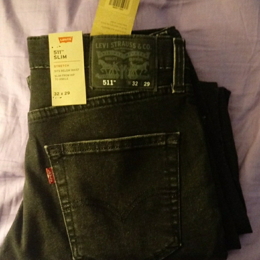 Brand new Mens Levi 32x29